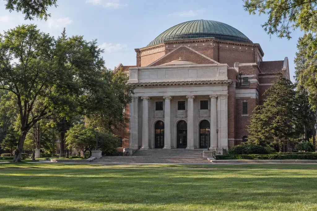 Tsinghua Üniversitesi