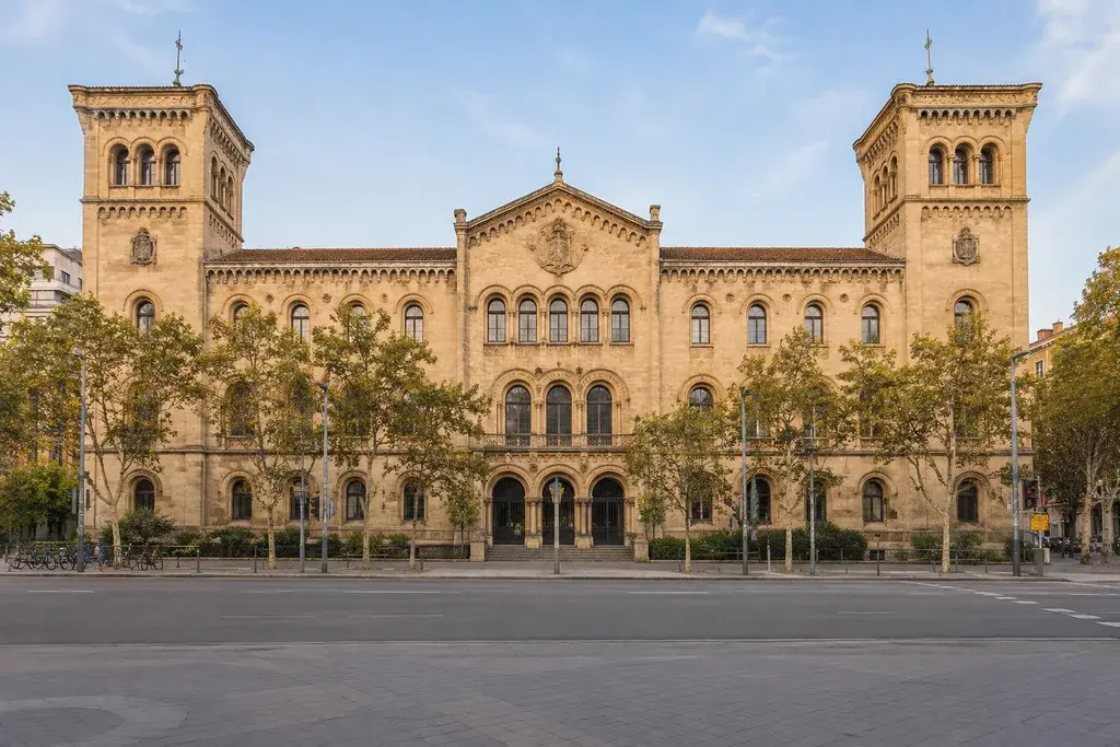 Barcelona Üniversitesi